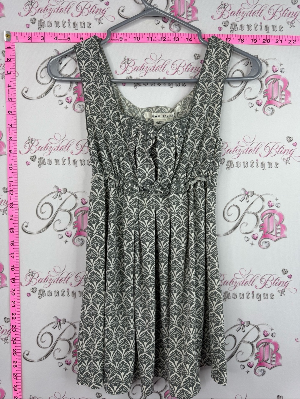 Max Studio tank top grey White Sleeveless Patterned Empire Aztec paisley